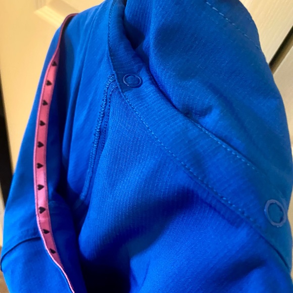 HeartSoul Scrub jacket with detachable hood - Size XL - Picture 4 of 6